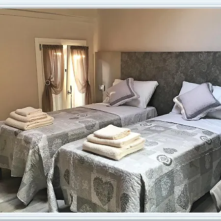 Oda ve Kahvaltı Lanterna Room&breakfast 4*