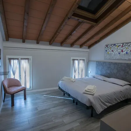 Lanterna Room&breakfast B&B 4*