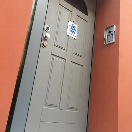 ベッド・アンド・ブレックファスト Lanterna Room&breakfast