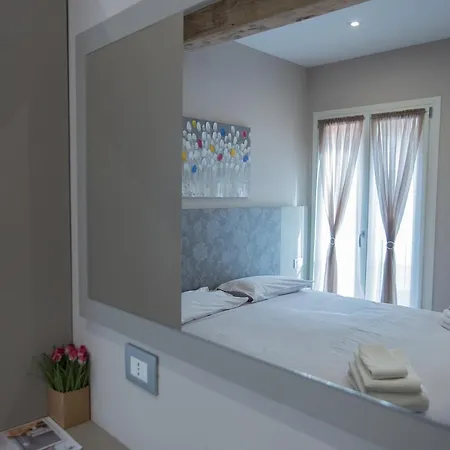 Bed and breakfast Lanterna Room&breakfast