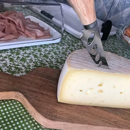 Lanterna Room&breakfast カルピ