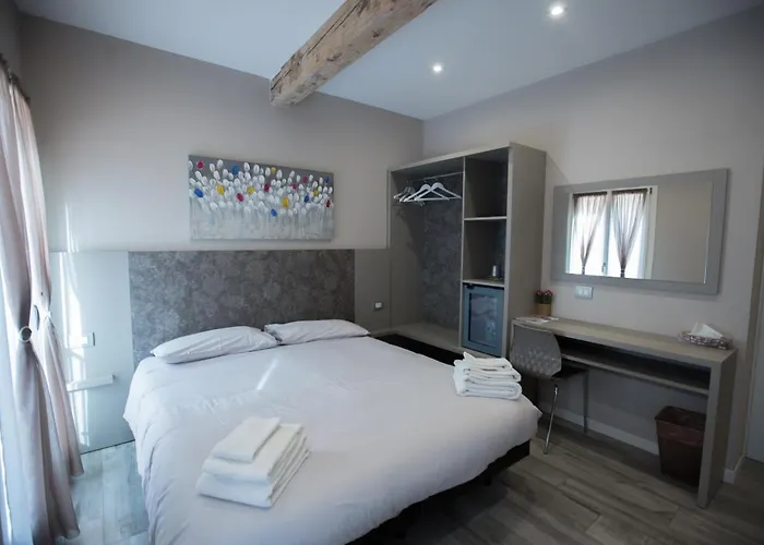 B&B Lanterna Room&breakfast 카르피